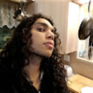 Meet your Posher, Molo